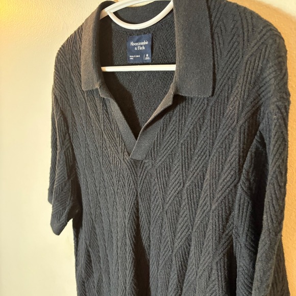 Abercrombie & Fitch Textured Knit Johnny Collar Polo Shirt Black Size Medium - Picture 5 of 7